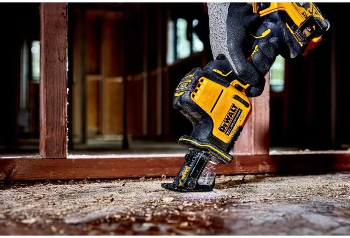 DEWALT DCS369 20V MAX* Şarjlı  - Woodworking Hand Saw incelemesi ve fiyatı